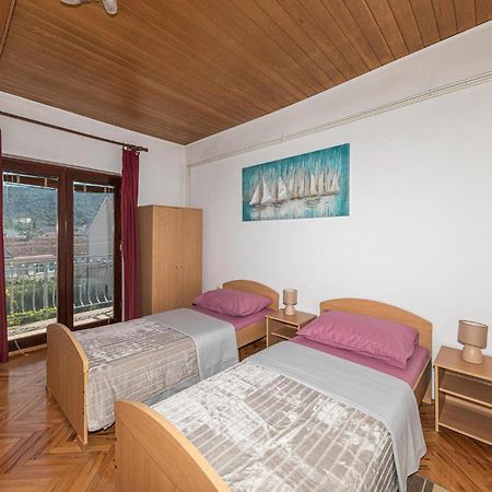 Gorgeous Apartment In Marina With Wifi Extérieur photo